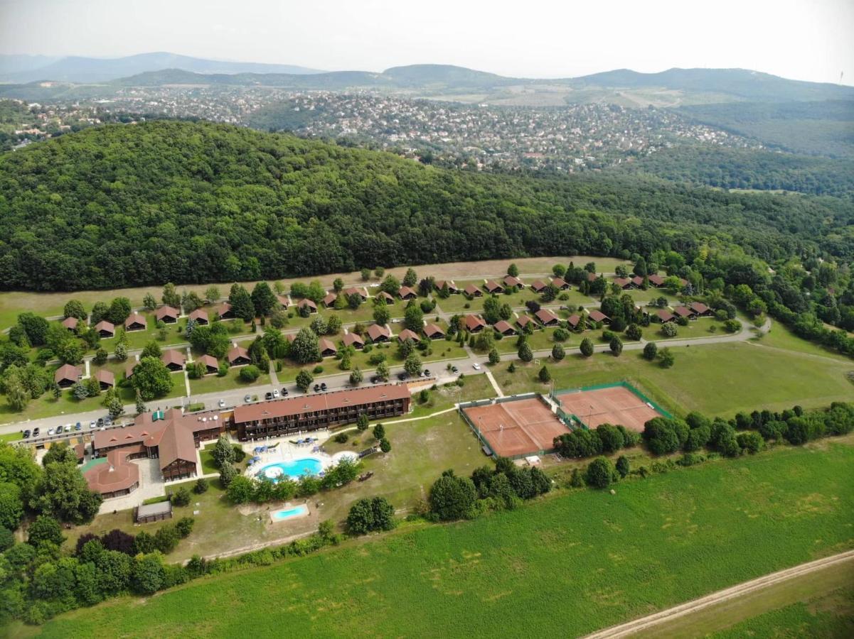 Petnehazy Aparthotel Budapest Bagian luar foto