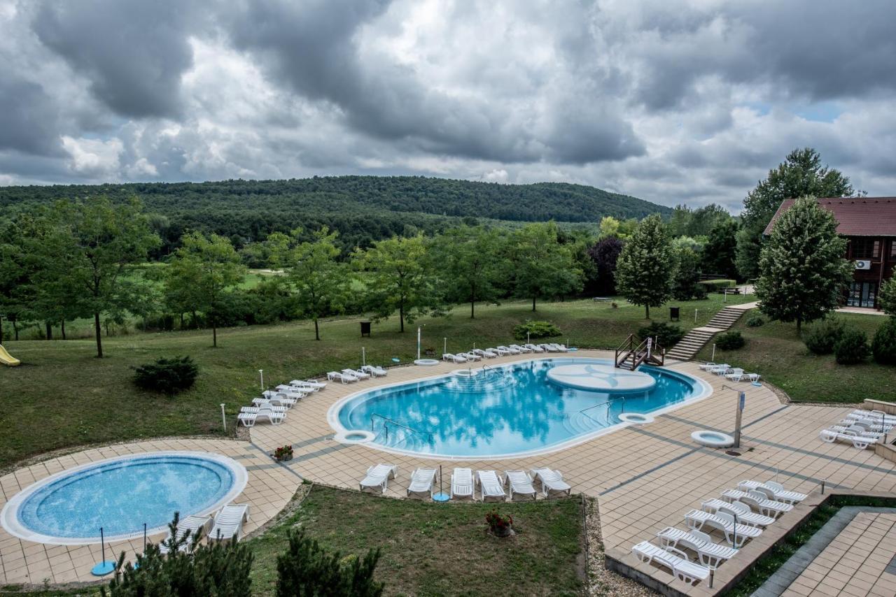 Petnehazy Aparthotel Budapest Bagian luar foto